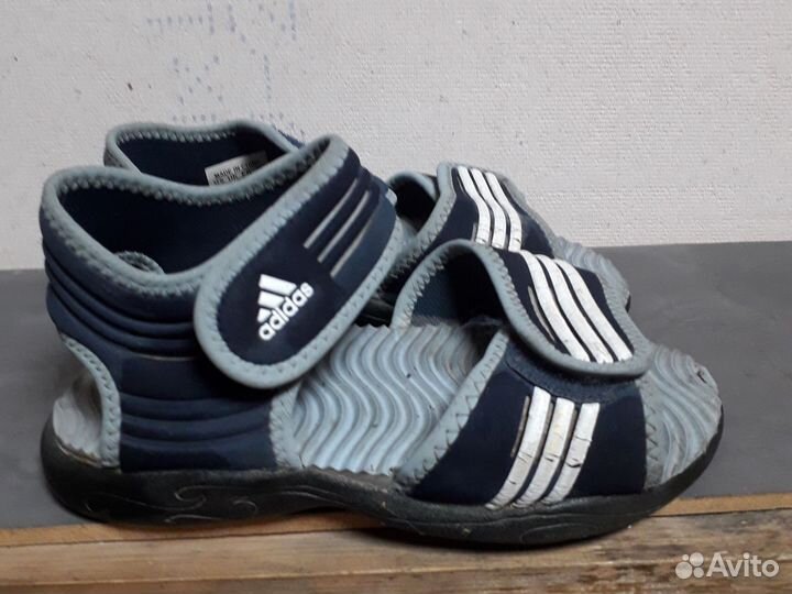 Сандалии adidas30