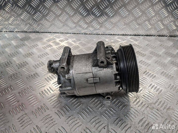 Компрессор кондиционера Renault Megane 2