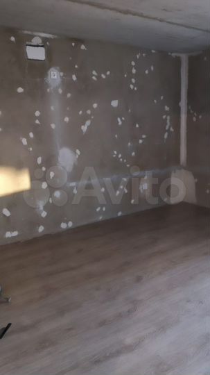 2-к. квартира, 85 м², 4/10 эт.