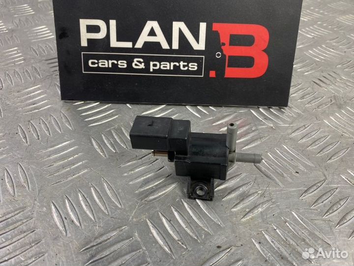 Клапан электромагнитный Volkswagen Golf MK6 caxa