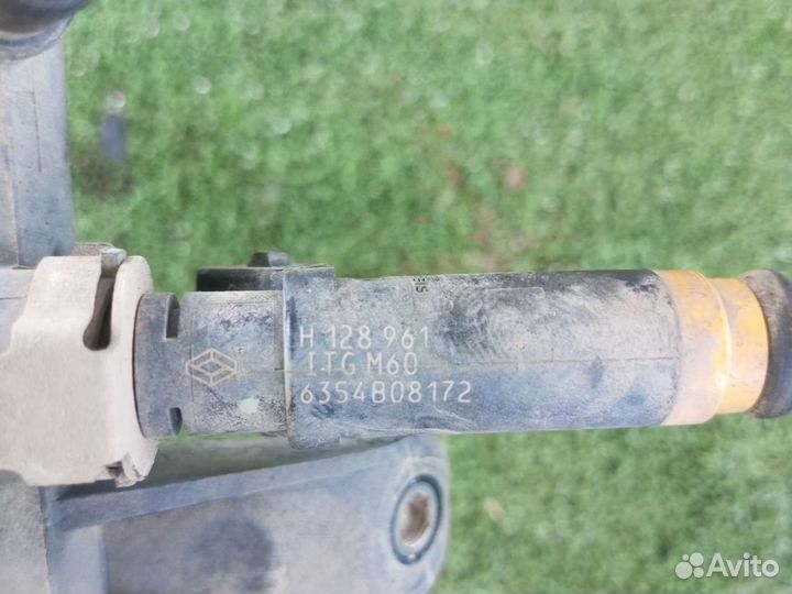 Форсунка топливная Renault symbol K7J