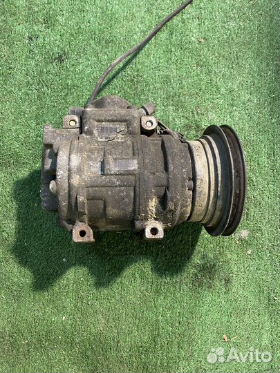 Компрессор кондиционера Mitsubishi RVR 4d68