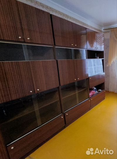 Стенка в гостиную бу