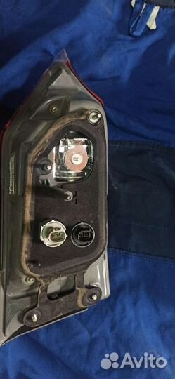 Задний фонарь toyota corolla 180