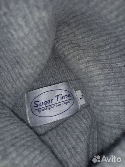 Свитер женский размер L