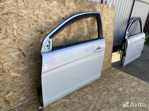 Дверь передняя левая Mitsubishi Lancer X