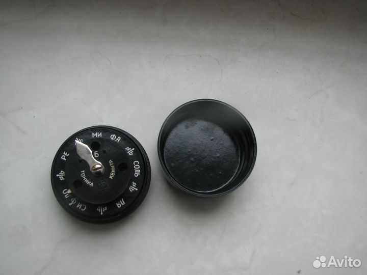 Камертон гармонический