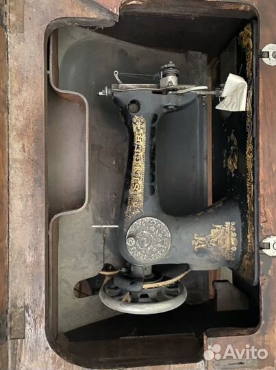 Швейная машина singer