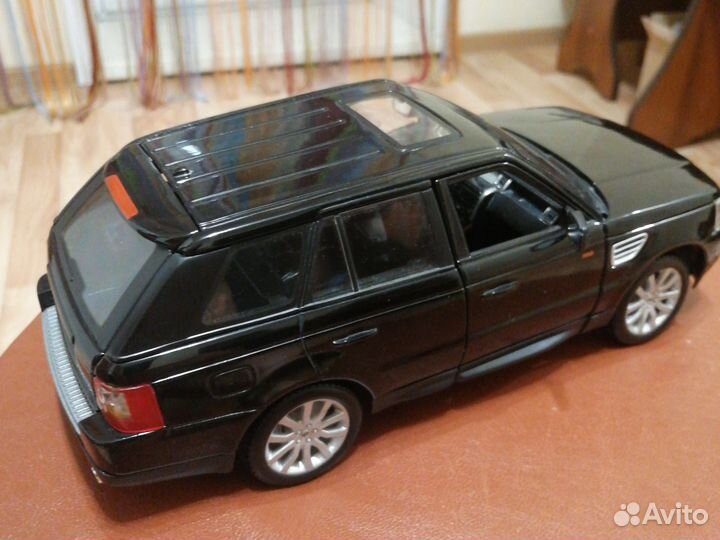 1:18 Range Rover