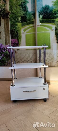 Тумбочка косметологическая