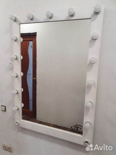 Гримерное зеркало