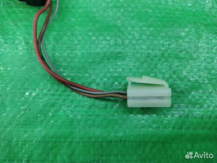 Гнездо прикуривателя / розетка VAG