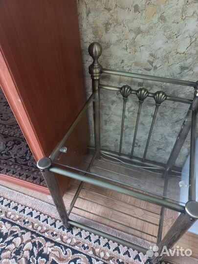 Продам две тумбочки