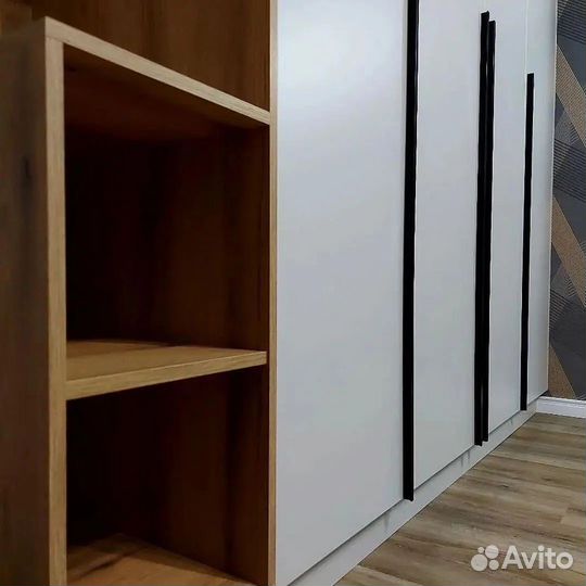 Шкаф 