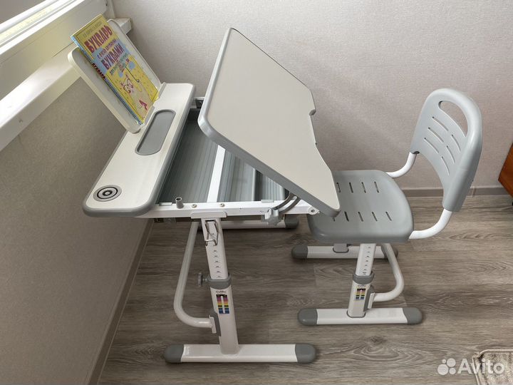 Письменный стол для школьника бу