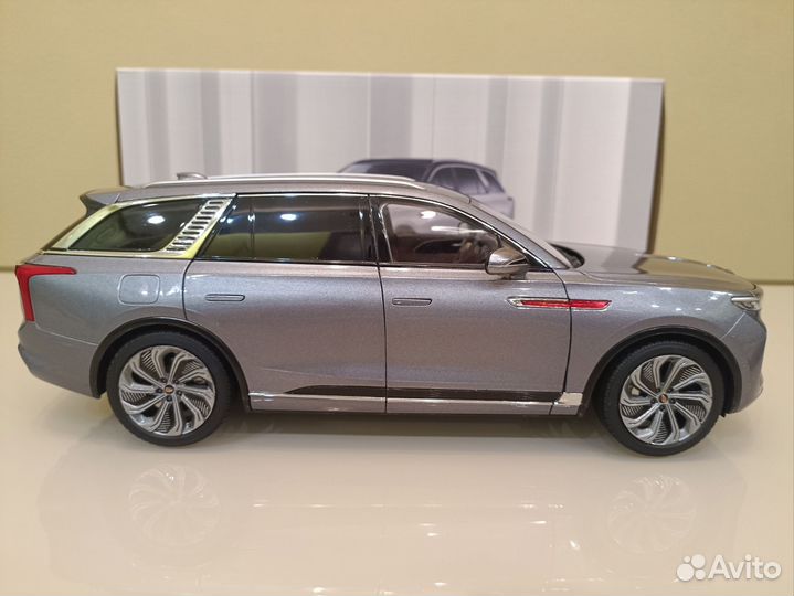 Hongqi E-HS 9 (20-23г) Gray 1:18