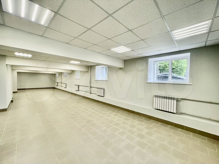 Помещение свободного назначения, 200 м²