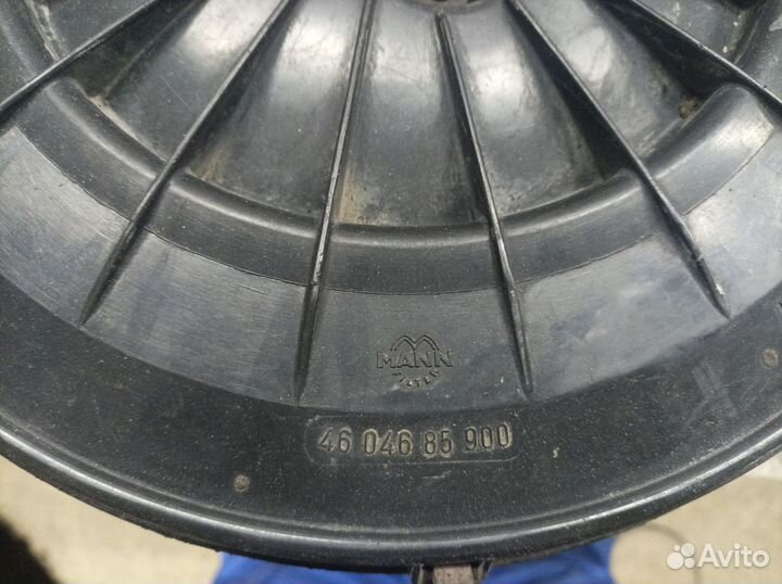 Корпус воздушного фильтра Opel Ascona