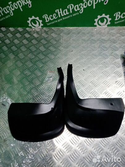 Брызговик задний Renault Logan