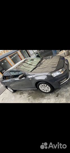 Volkswagen Polo 1.6 МТ, 2015, 300 000 км