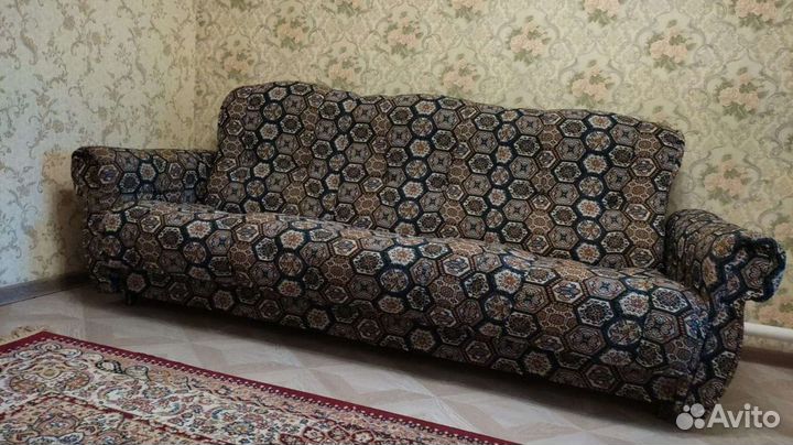 Диван бу. Торг уместен. В рабочем состоянии