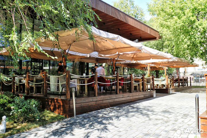 Уличный зонт для кафе и ресторанов