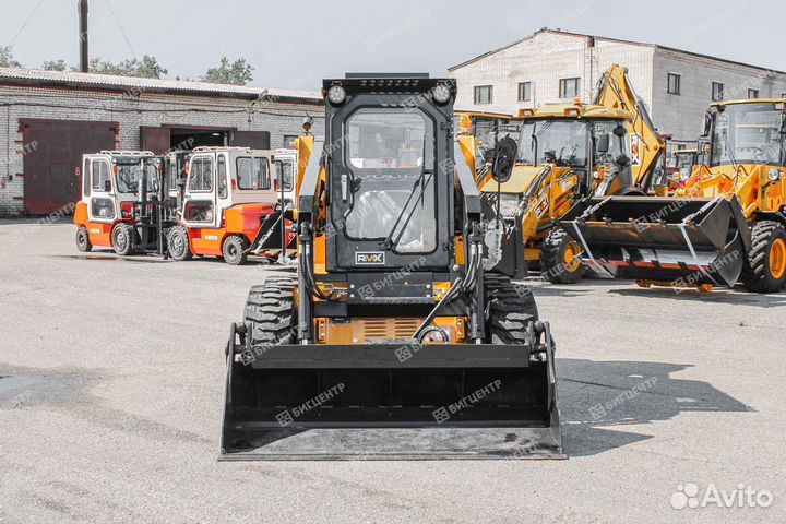 Мини-погрузчик Runmax ST409, 2023