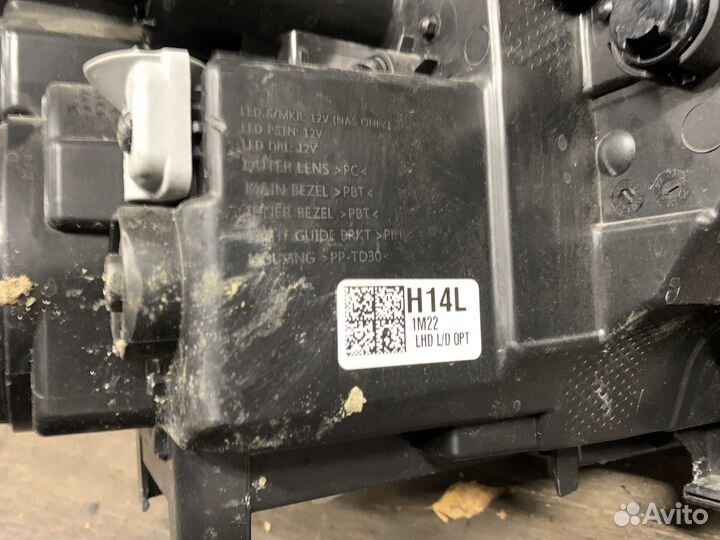 Фара Hyundai Elantra 7 левая (Битая)