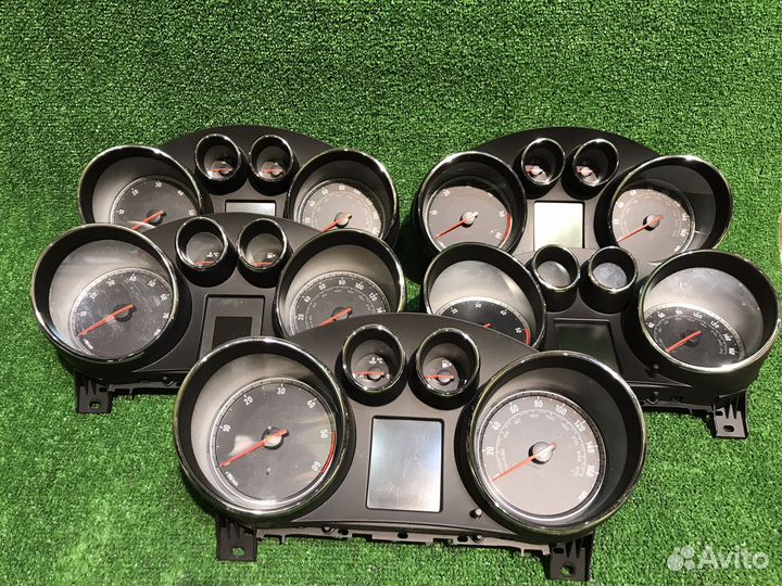 Щиток приборов Opel Insignia 1 08-17