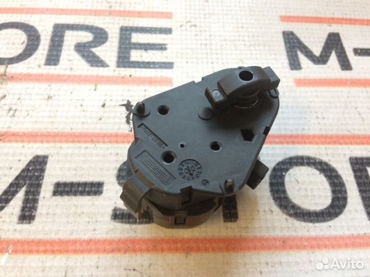 Привод заслонки отопителя Bmw 5-Series E39 M52B28