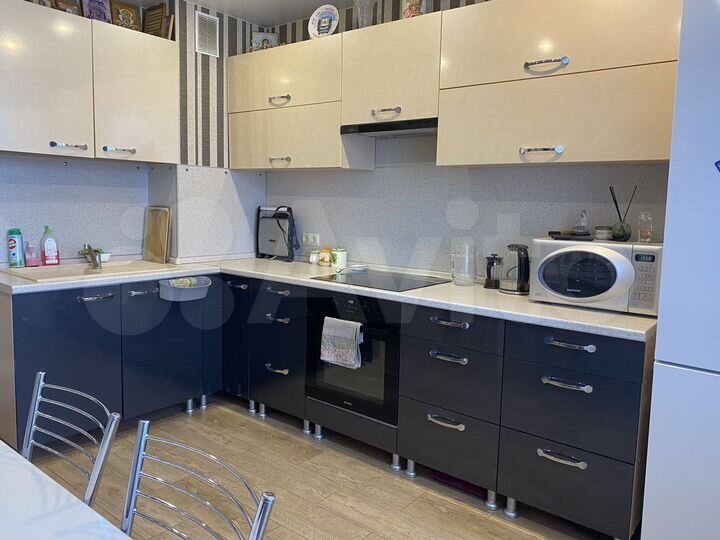 2-к. квартира, 67 м², 4/23 эт.