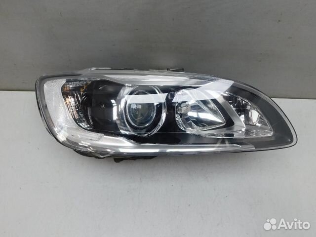 Фара правая Volvo S60