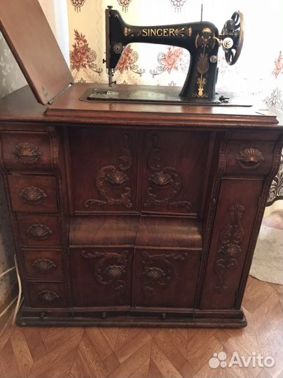 Швейная машинка зингер ножная