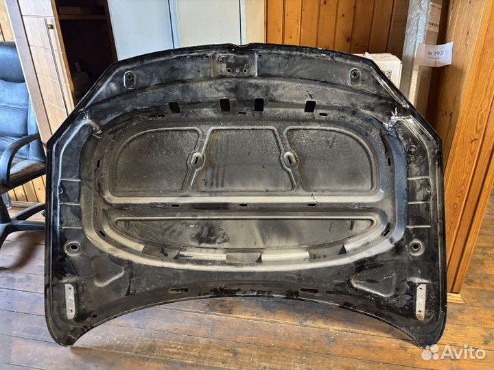 Капот Volkswagen Touareg