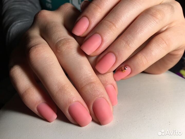 Маникюр и педикюр аппаратный с покрытием гель-лак