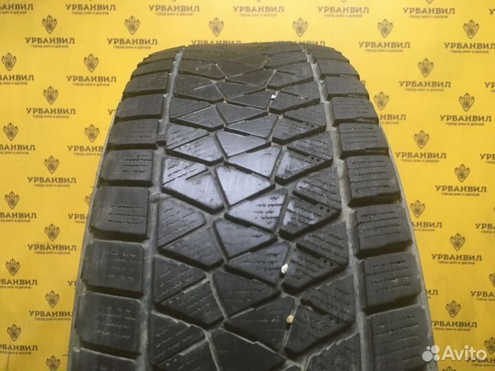 Bridgestone Blizzak DM-V2 205/70 R15 96S