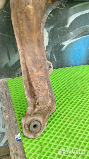 Подрамник Audi 80 B3