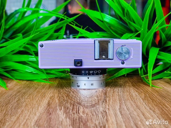 Фиолетовый фотоаппарат Смена 8М 