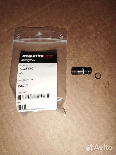 5045110 клапан Komatsu Forest C144