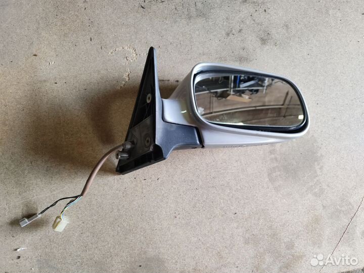 Зеркало правое Subaru Forester SF5