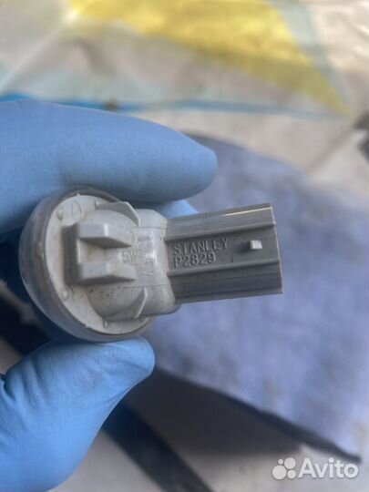 Повторитель поворота В крыло mazda 3 BK бу оригин