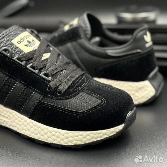 Кроссовки женские Adidas (36-41)