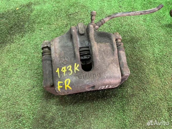 Суппорт тормозной Mercedes-Benz E-Class W124