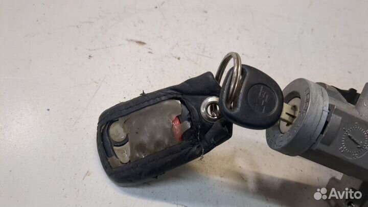 Замок зажигания Hummer H3