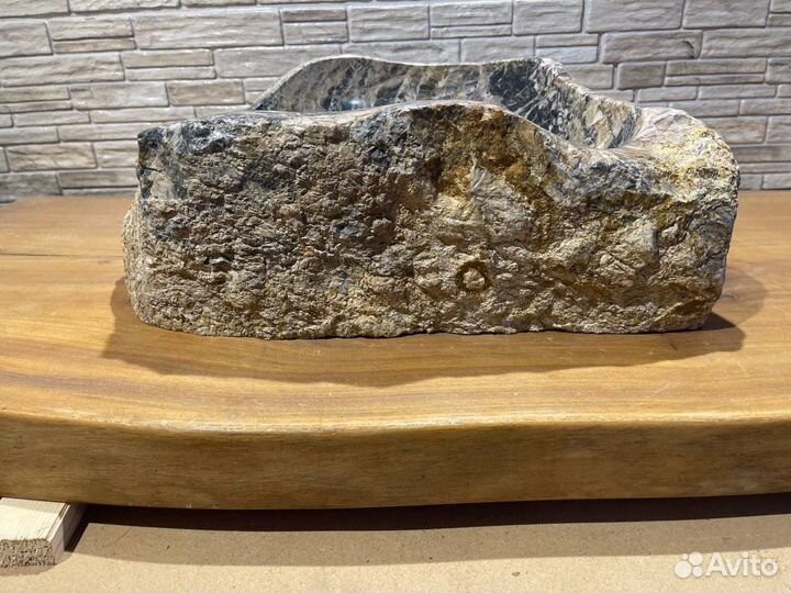 Раковина из натурального мрамора