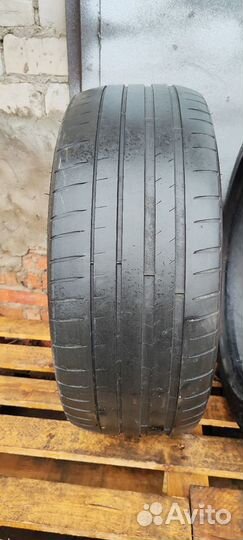 Michelin Pilot Sport 4 225/45 R18