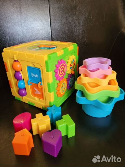 Разборный кубик-сортер + пирамидка из мисочек