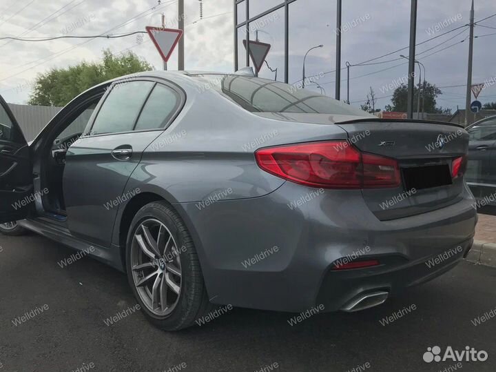 Спойлер BMW 5 G30 М5 стиль чёрный глянец