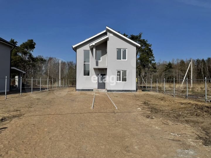 Дом 121,6 м² на участке 6 сот.