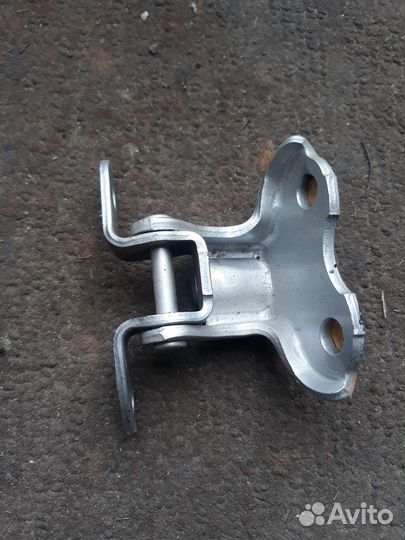 Прадо петля двери задней левой Prado 200